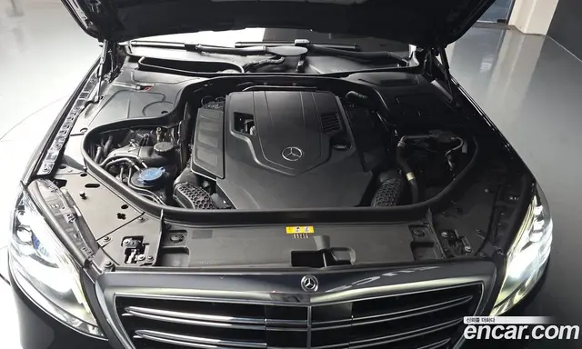 Mercedes-Benz S-Class 2019 4.0 автомат (гидро), миниатюра 5