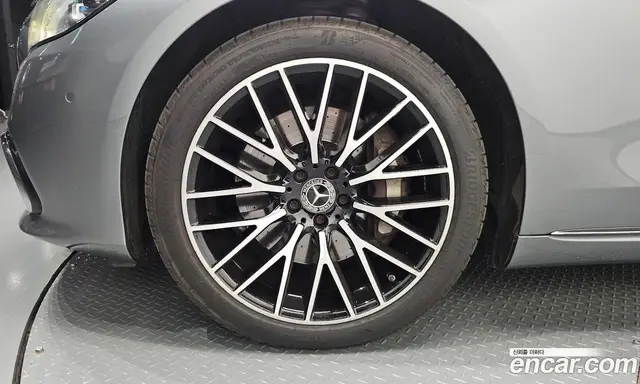 Mercedes-Benz S-Class 2022 4.0 автомат (гидро), миниатюра 5