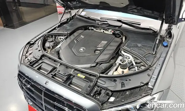 Mercedes-Benz S-Class 2022 4.0 автомат (гидро), миниатюра 6
