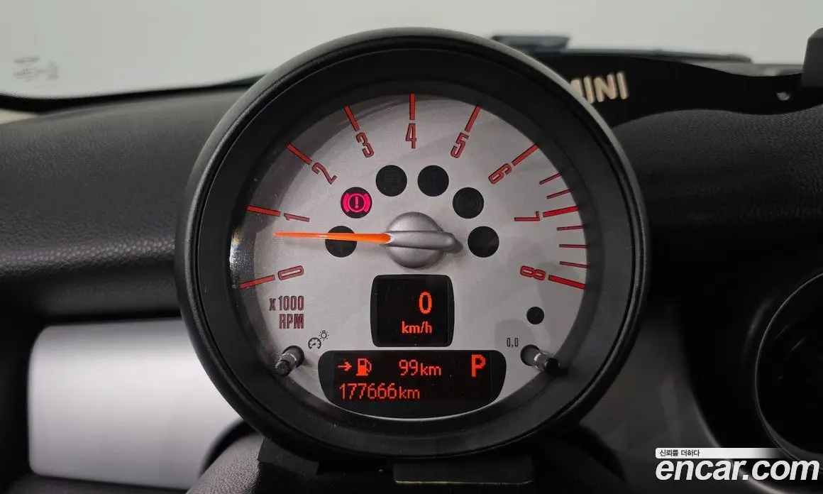 Mini Cooper 2013 1.6 автомат (гидро), фото 10