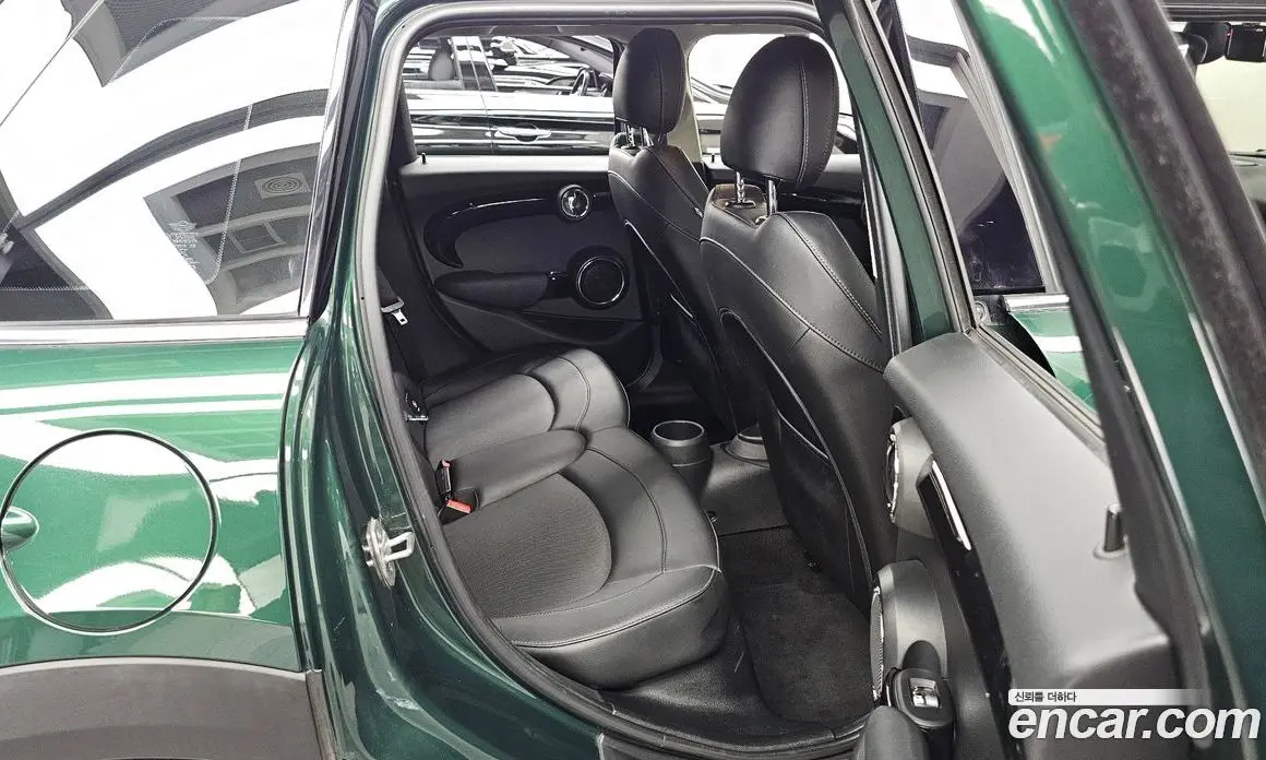 Mini Cooper 2015 1.5 автомат (гидро), фото 12