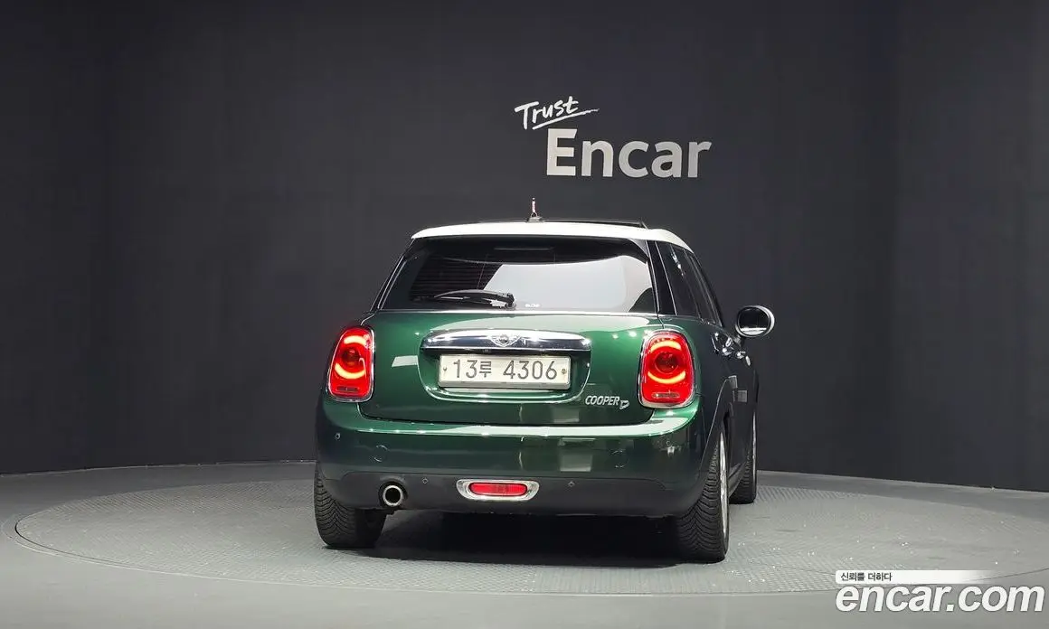 Mini Cooper 2015 1.5 автомат (гидро), фото 4