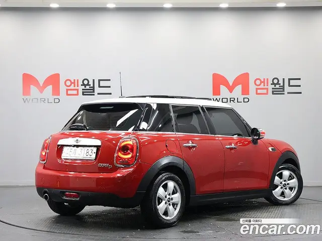 Mini Cooper 2015 1.5 автомат (гидро), миниатюра 4