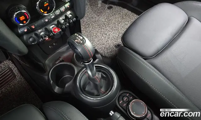 Mini Cooper 2018 2.0 автомат (гидро), миниатюра 12