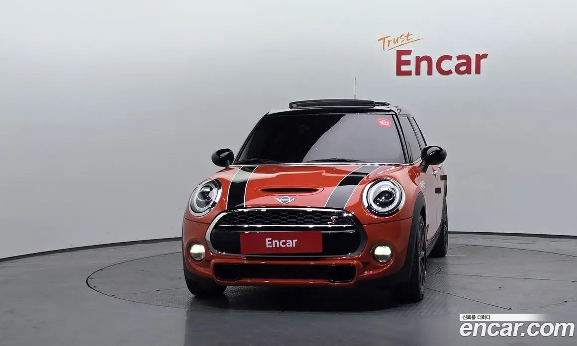 Mini Cooper 2018 2.0 автомат (гидро), фото 3
