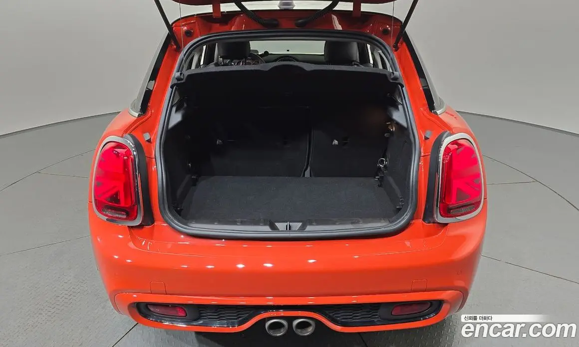 Mini Cooper 2018 2.0 автомат (гидро), фото 24