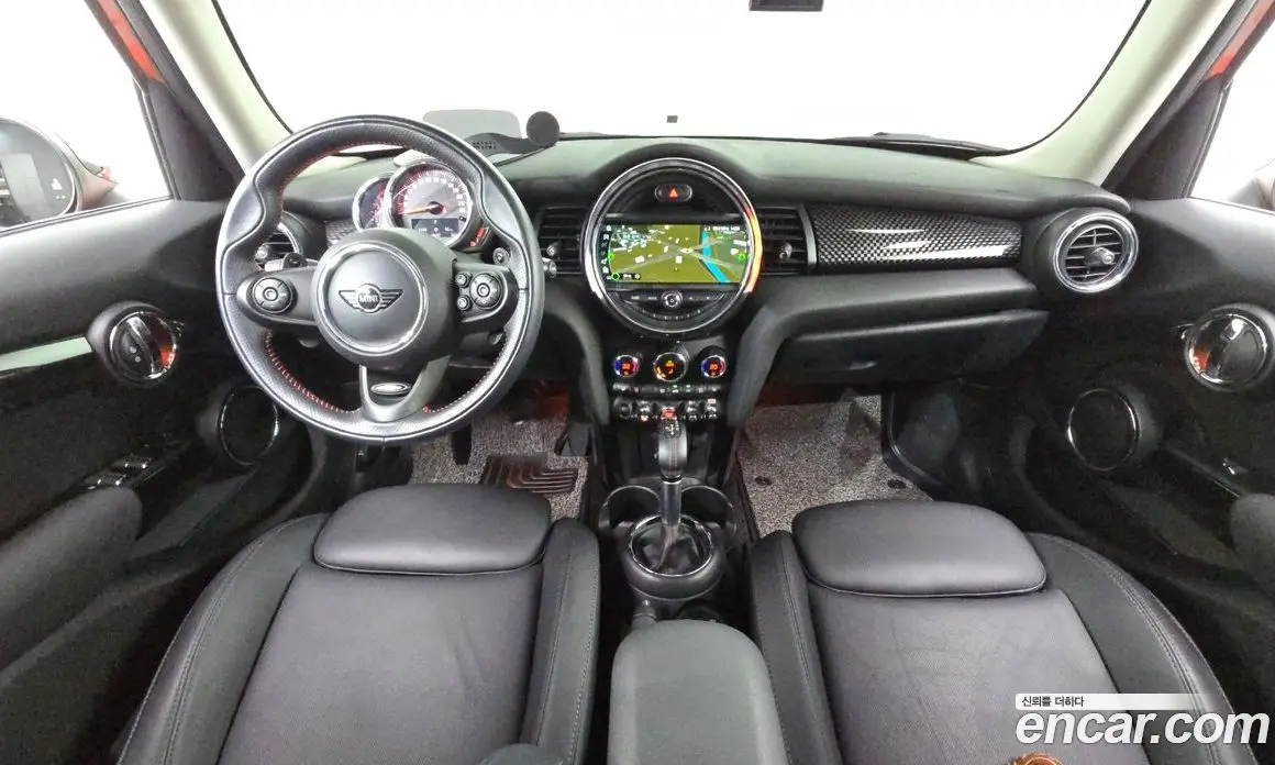 Mini Cooper 2018 2.0 автомат (гидро), фото 10