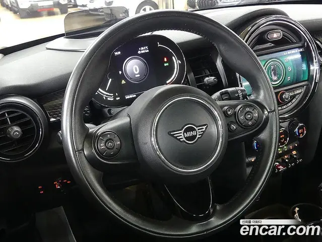 Mini Cooper 2020 2.0 автомат (гидро), миниатюра 12
