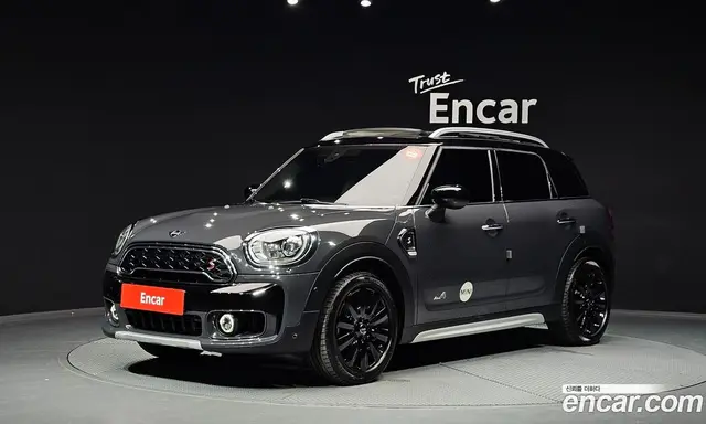 Mini Countryman 2020 2.0 автомат (гидро), миниатюра 1
