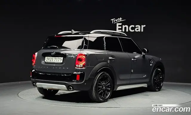 Mini Countryman 2020 2.0 автомат (гидро), миниатюра 2