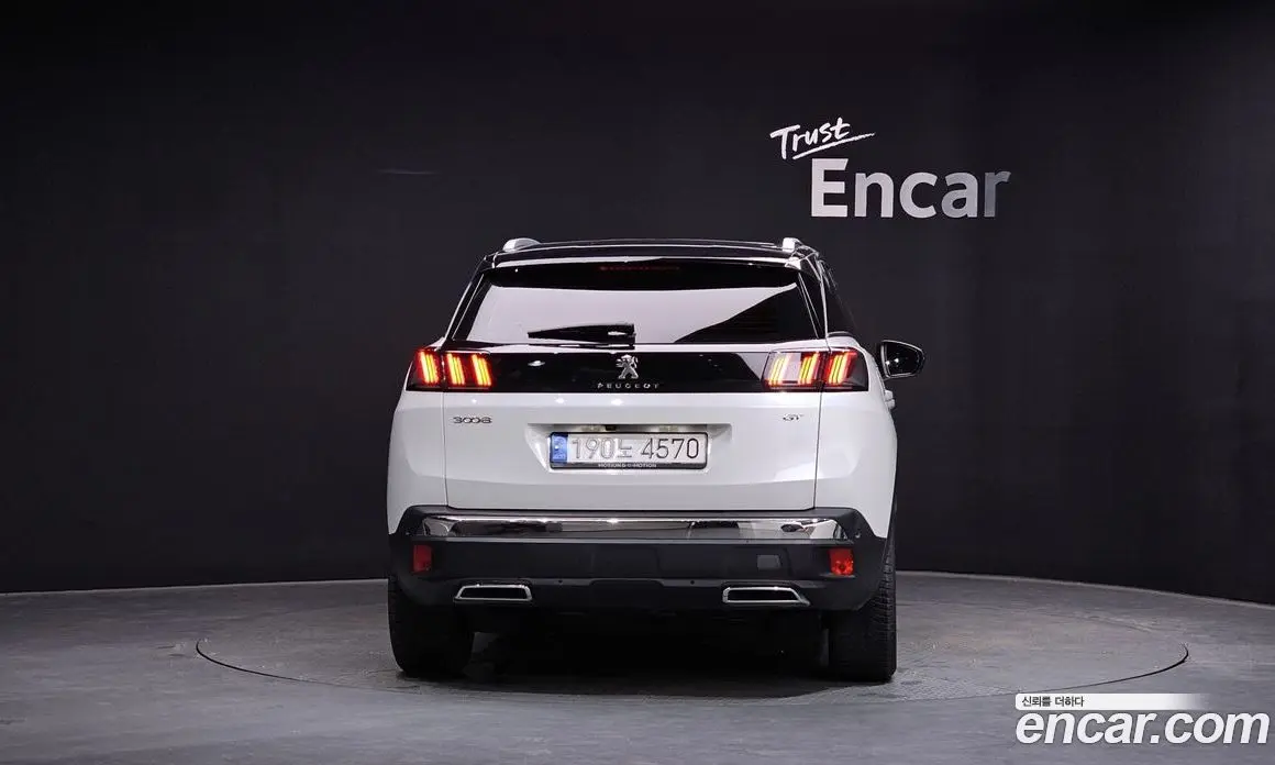 Peugeot 3008 2022 1.5 автомат (гидро), фото 4