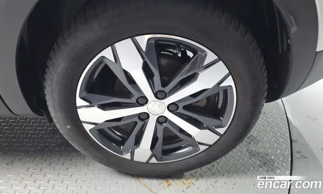 Peugeot 3008 2022 1.5 автомат (гидро), миниатюра 7