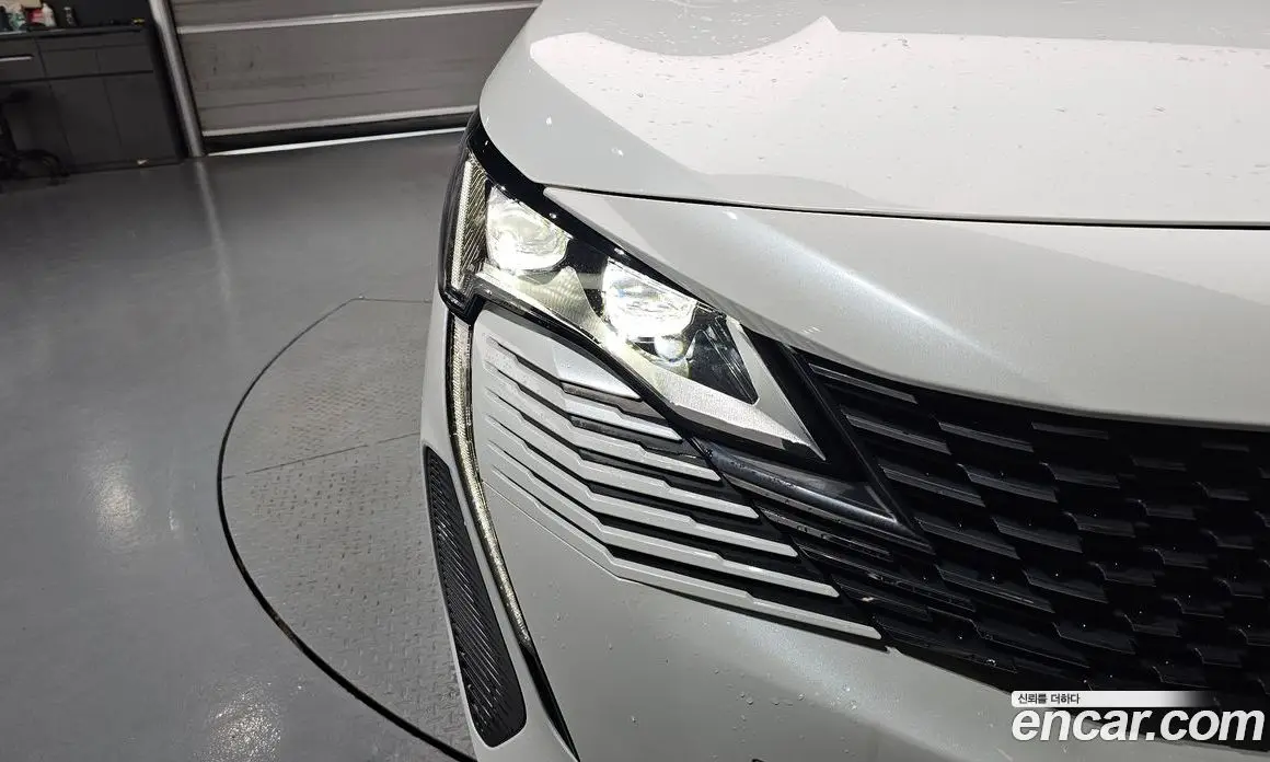 Peugeot 3008 2022 1.5 автомат (гидро), фото 8