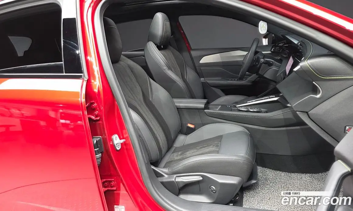 Peugeot 308 2022 1.5 автомат (гидро), фото 17
