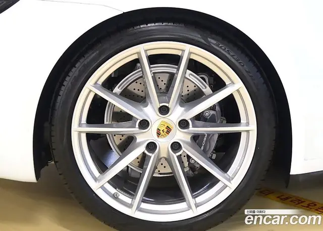 Porsche 911 2021 3.0 автомат (гидро), миниатюра 5