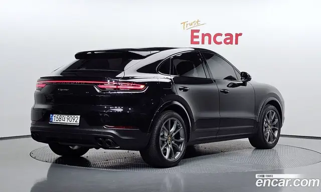 Porsche Cayenne 2021 3.0 автомат (гидро), миниатюра 2