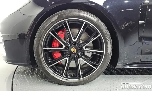 Porsche Panamera 2020 4.0 автомат (гидро), миниатюра 5
