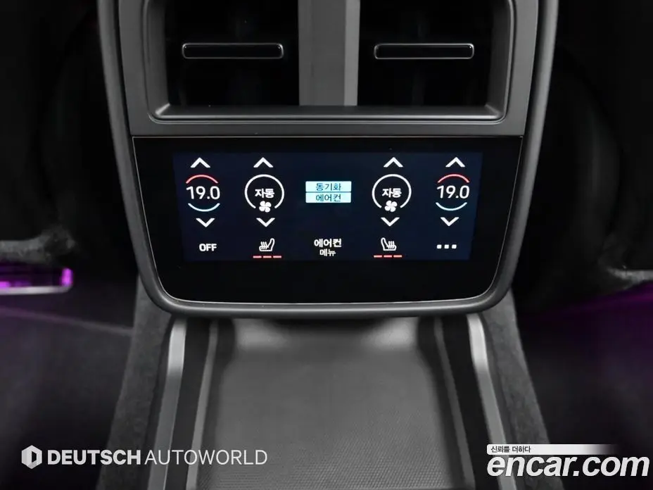 Porsche Taycan 2022 0.1 автомат (гидро), фото 16