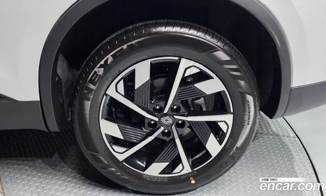Renault (Samsung) QM6 2026 2.0 автомат (гидро), миниатюра 7