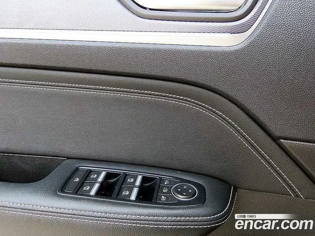 Renault (Samsung) XM3 2020 1.3 автомат (гидро), миниатюра 7 Renault (Samsung) XM3 2020 1.3 автомат (гидро), миниатюра 7