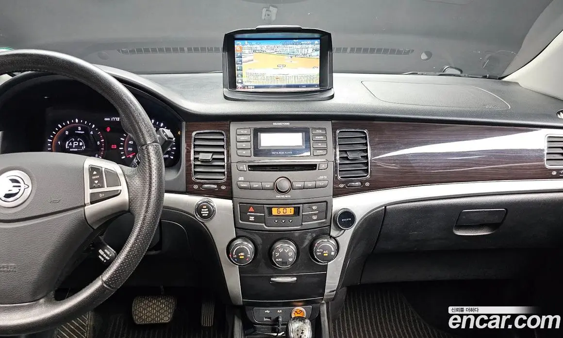 SsangYong Korando 2012 2.0 автомат (гидро), фото 13