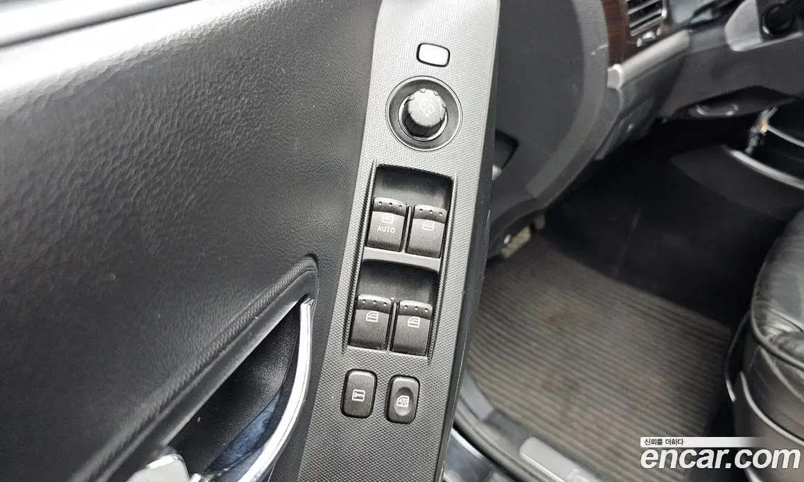SsangYong Korando 2012 2.0 автомат (гидро), фото 17
