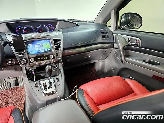SsangYong Korando 2015 2.0 автомат (гидро), миниатюра 10