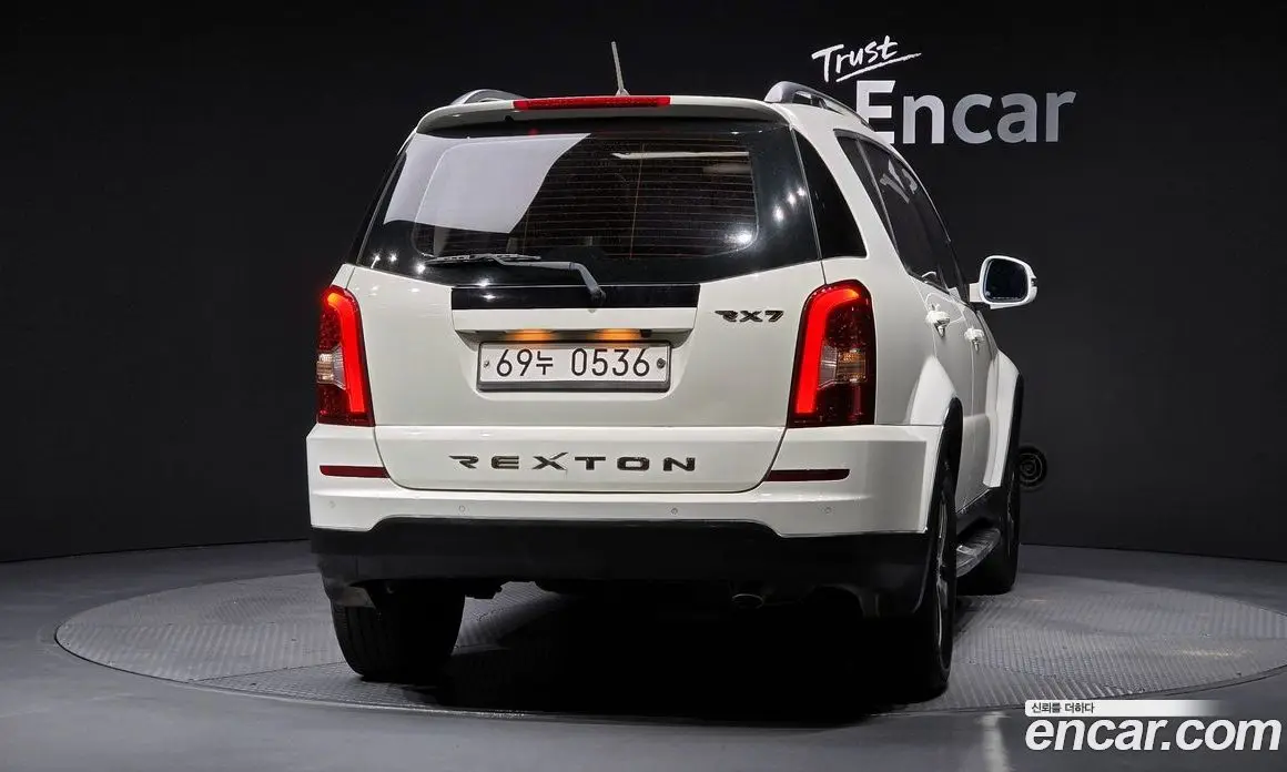 SsangYong Rexton 2015 2.0 автомат (гидро), фото 4