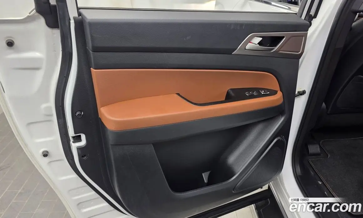 SsangYong Rexton 2018 2.2 автомат (гидро), фото 15