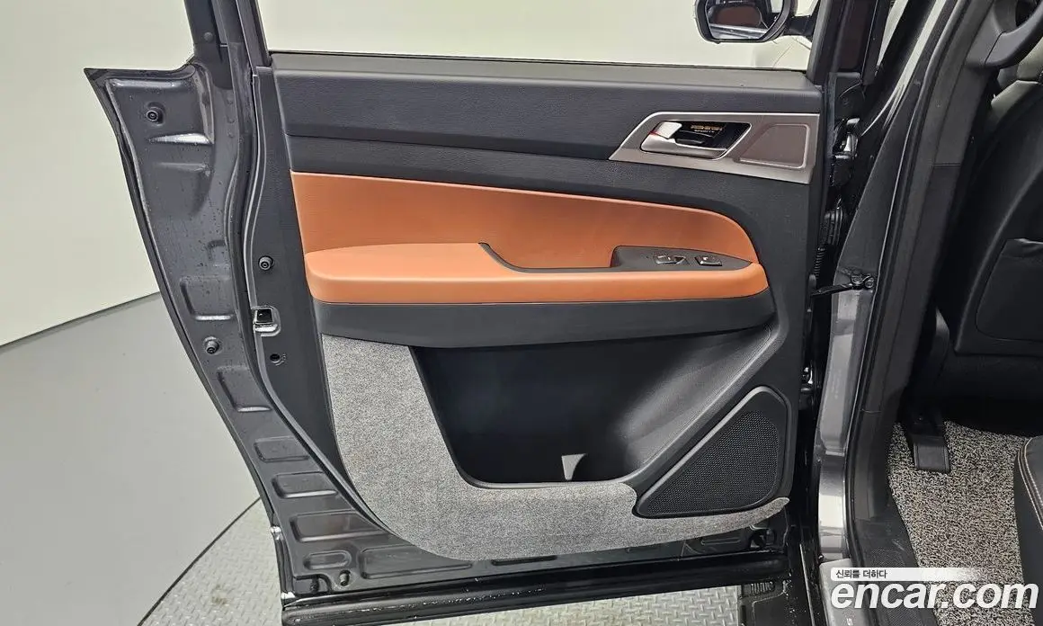 SsangYong Rexton 2019 2.2 автомат (гидро), фото 15