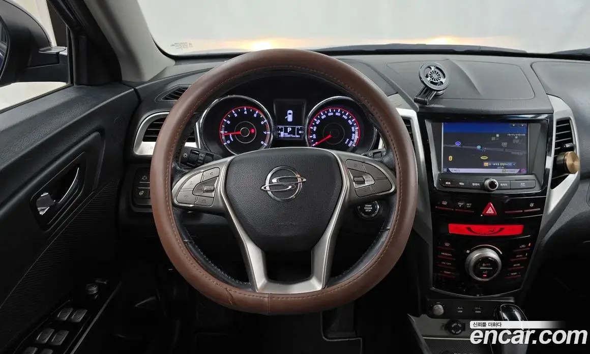 SsangYong TIBOLI 2015 1.6 автомат (гидро), фото 19