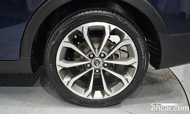 SsangYong TIBOLI 2016 1.6 автомат (гидро), миниатюра 7