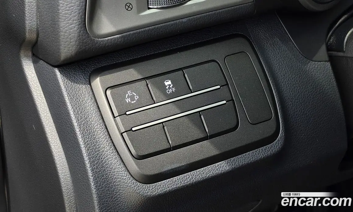 SsangYong TIBOLI 2016 1.6 автомат (гидро), фото 16