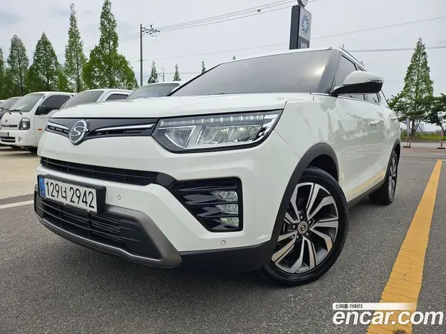 SsangYong TIBOLI 2020 1.5 автомат (гидро), миниатюра 1