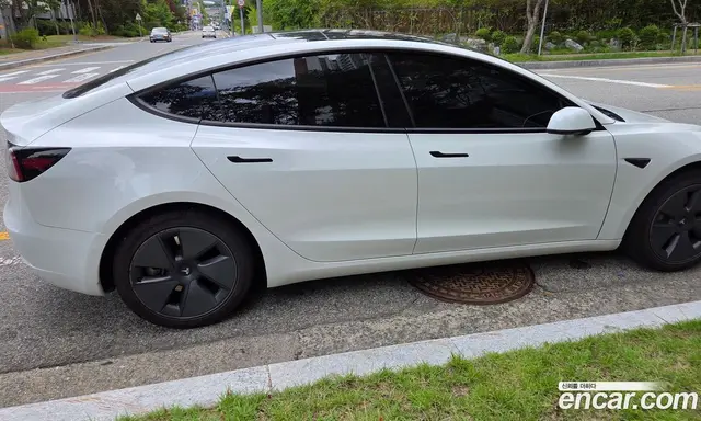 Tesla Model 3 2022 1.0 автомат (гидро), миниатюра 4