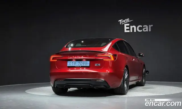 Tesla Model 3 2024 0.2 автомат (гидро), миниатюра 4