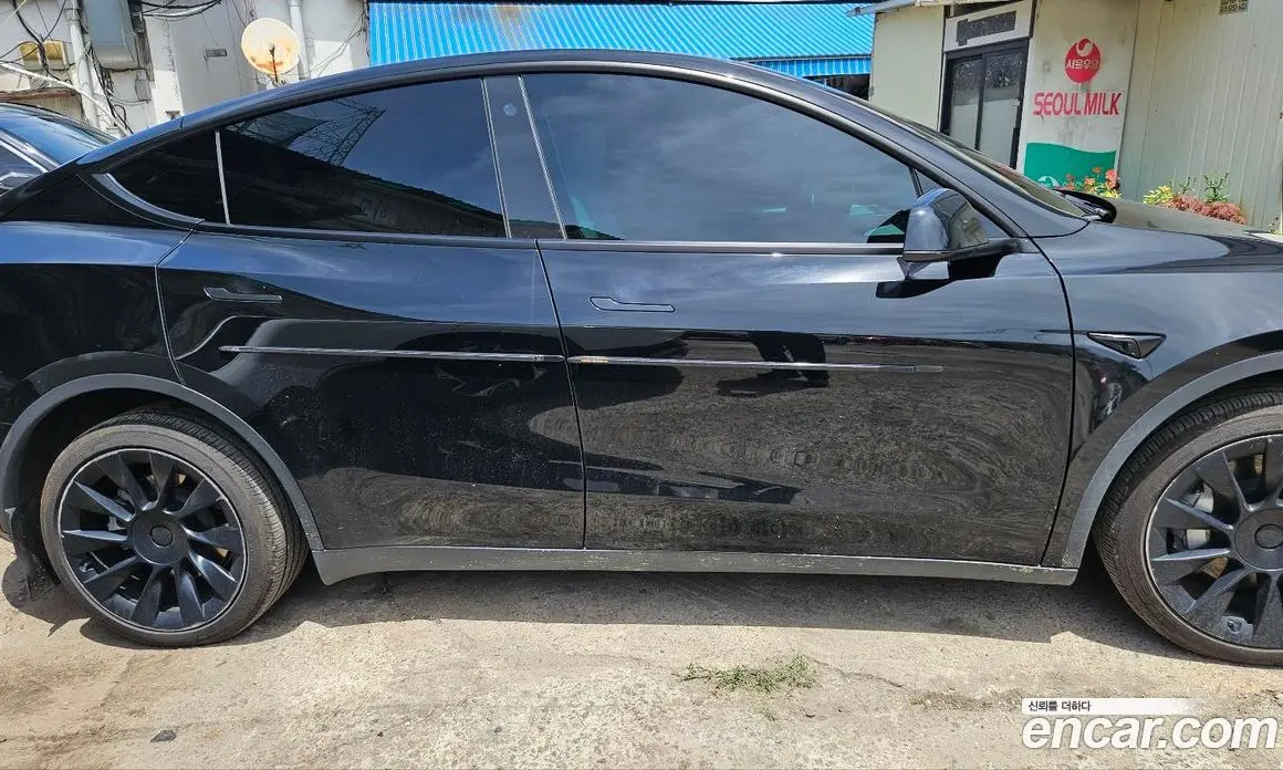 Tesla Model Y 2023 0.2 автомат (гидро), фото 3