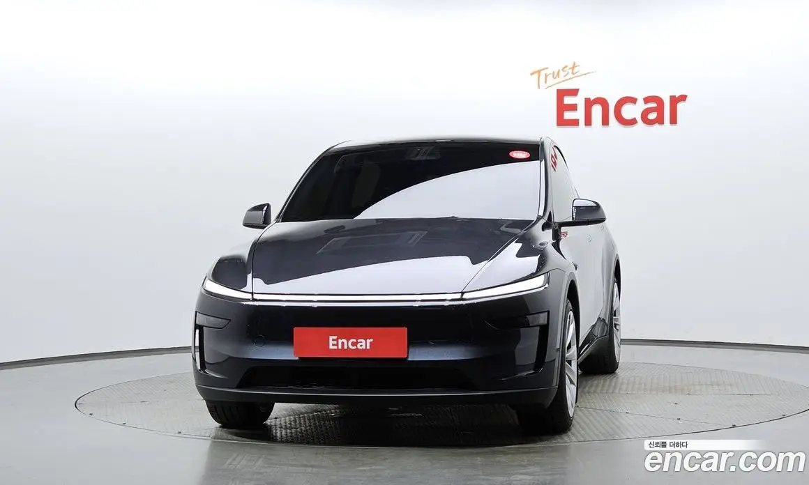 Tesla Model Y 2025 0.2 автомат (гидро), фото 3