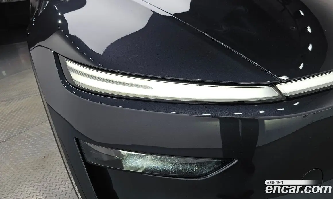 Tesla Model Y 2025 0.2 автомат (гидро), фото 8