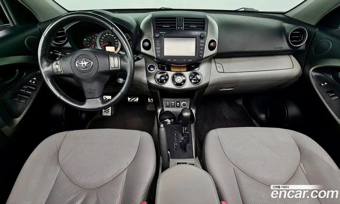 Toyota RAV4 2011 2.5 автомат (гидро), фото 7