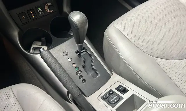 Toyota RAV4 2011 2.5 автомат (гидро), миниатюра 9
