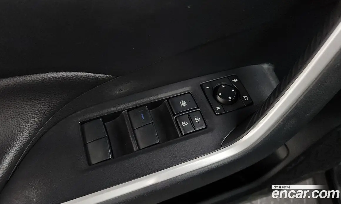 Toyota RAV4 2019 2.5 автомат (гидро), фото 28