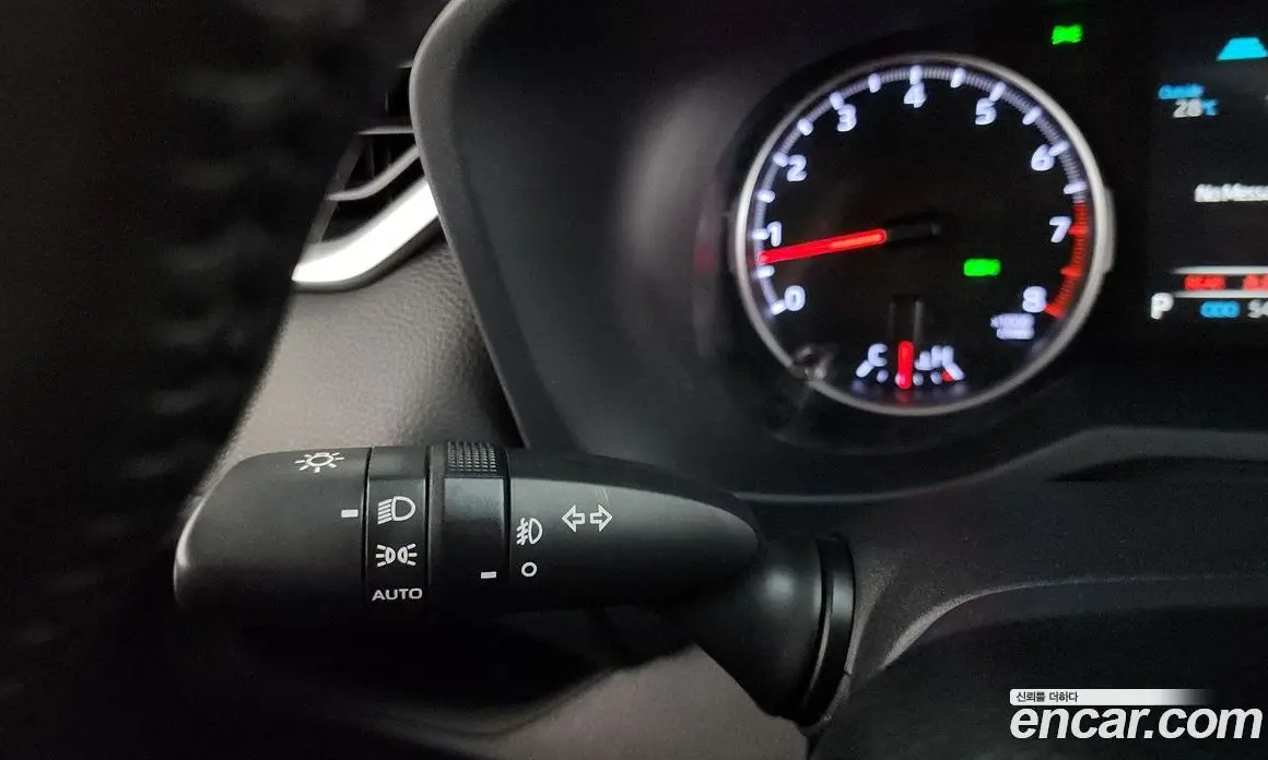 Toyota RAV4 2019 2.5 автомат (гидро), фото 29