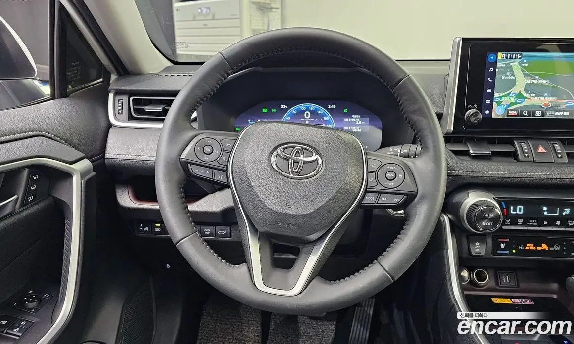 Toyota RAV4 2024 2.5 автомат (гидро), фото 18