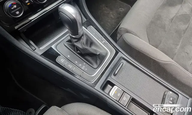 Volkswagen Golf 2015 2.0 автомат (гидро), миниатюра 9 Volkswagen Golf 2015 2.0 автомат (гидро), миниатюра 9