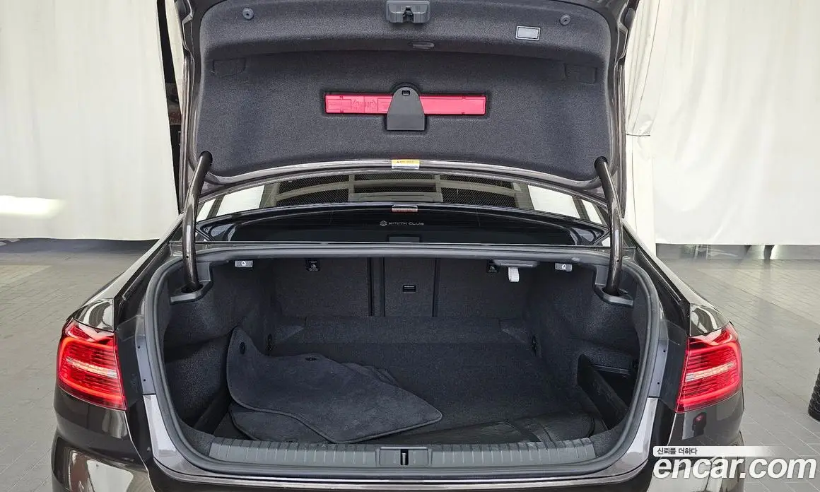 Volkswagen Passat 2018 2.0 автомат (гидро), фото 26