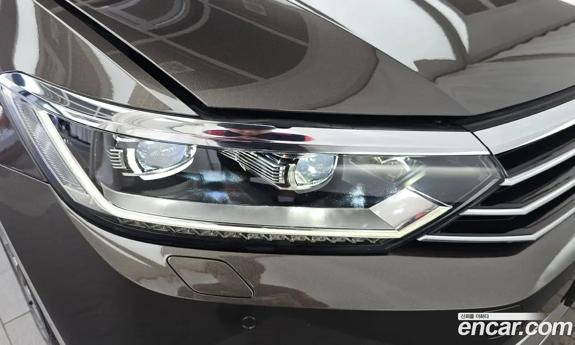 Volkswagen Passat 2018 2.0 автомат (гидро), фото 8