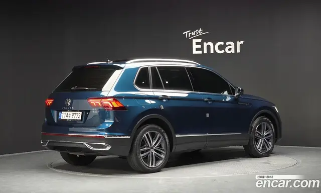 Volkswagen Tiguan 2023 2.0 автомат (гидро), миниатюра 2