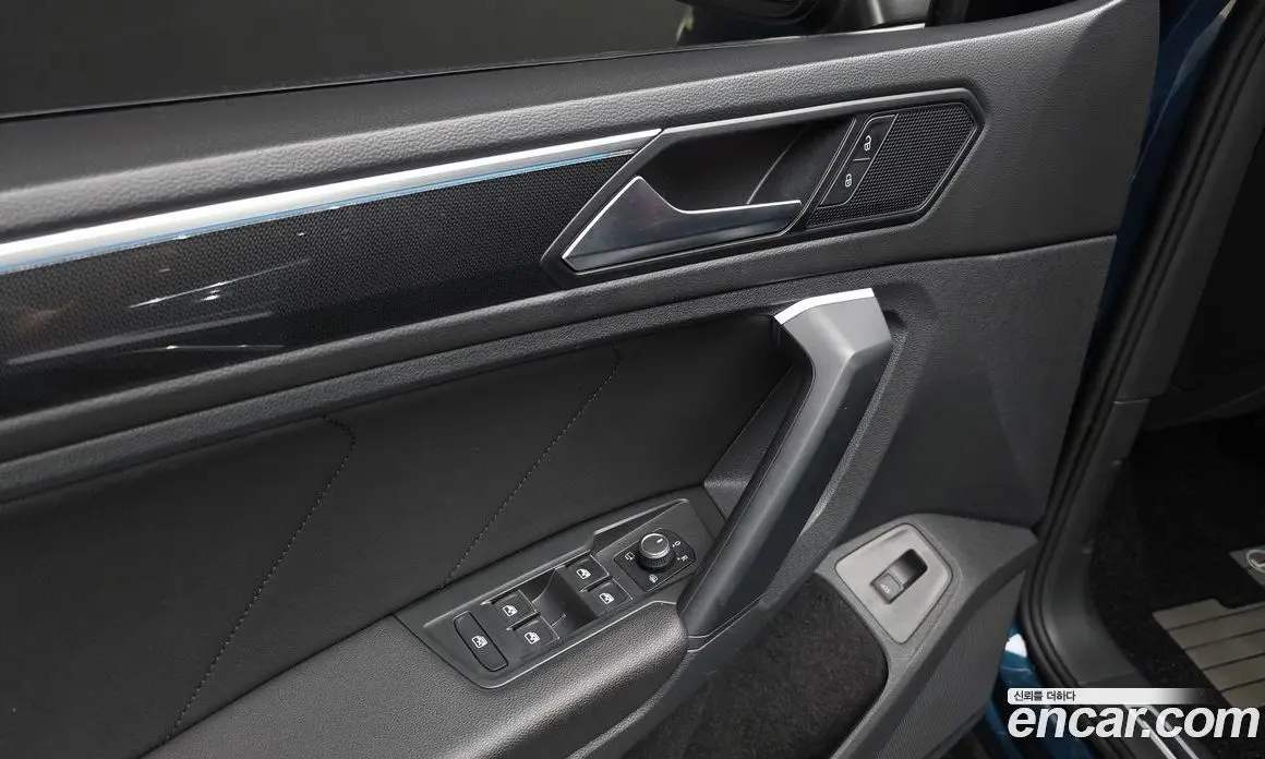 Volkswagen Tiguan 2023 2.0 автомат (гидро), фото 28