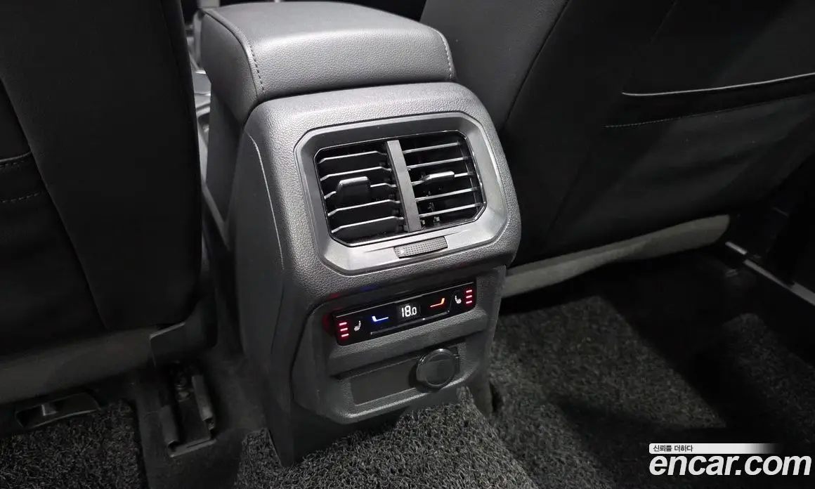 Volkswagen Tiguan 2023 2.0 автомат (гидро), фото 33